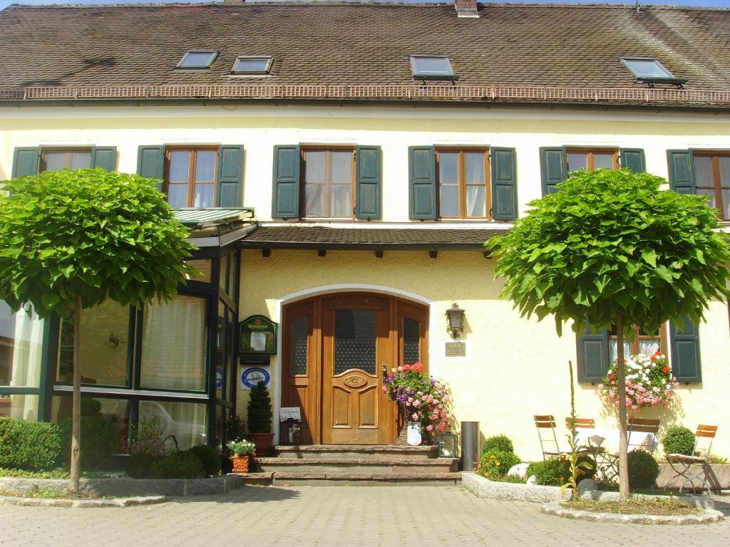 Forstnerwirt Hotel | Stubn | Biergarten Rottenburg an der Laaber エクステリア 写真